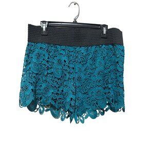 Copper Key shorts size XL